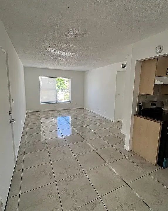 1337 S Dixie Hwy #517