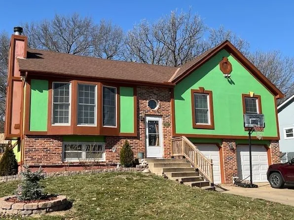 11630 Monrovia St, Overland Park, KS 66210