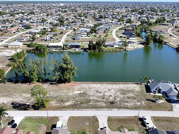 2nd image of 1235 NW 20th Pl