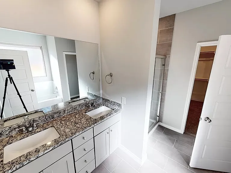5803 Waverly Ave — Photo 18