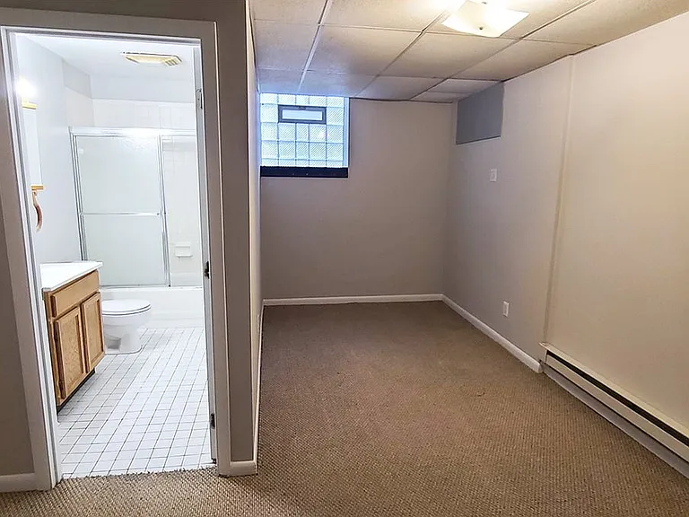 3654 Middleton Ave — Photo 52