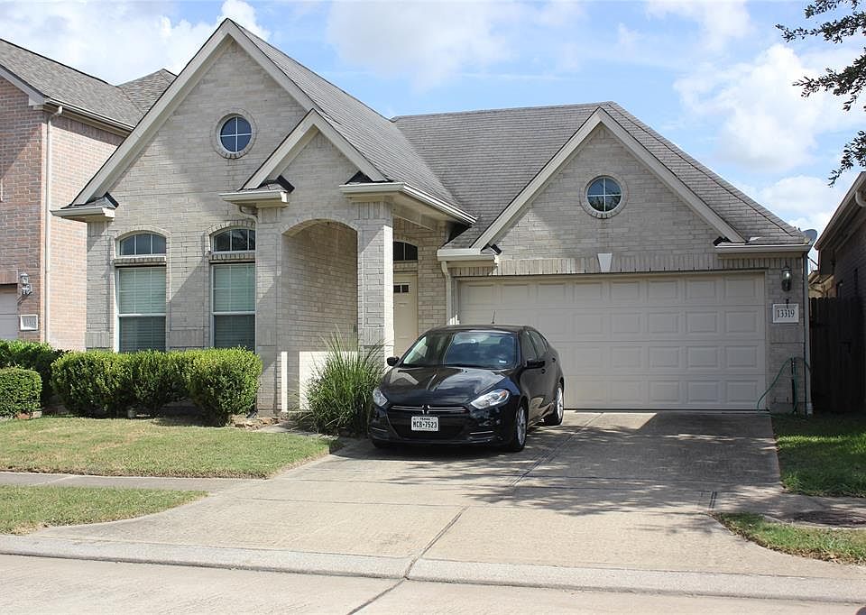 1st image of 13319 Gardnerville Dr