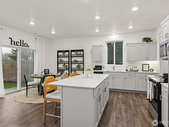 6th image of this home