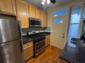 2257 W Rosemont Ave