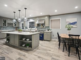 6521 Winnepeg Rd, Bethesda, MD 20817