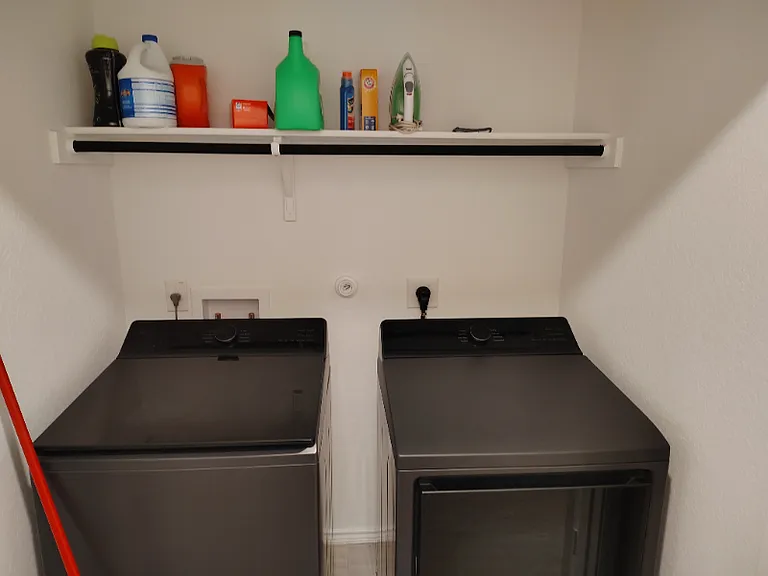 8515 Black Sapphire — Photo 3