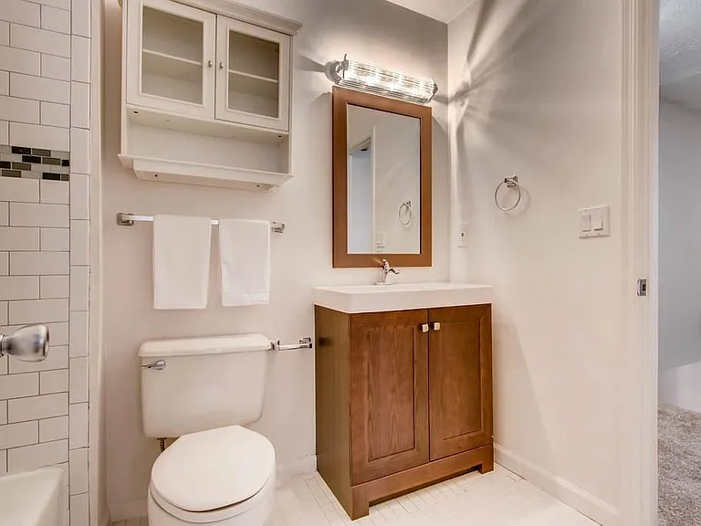 4371 Heritage Glen Ct — Photo 4
