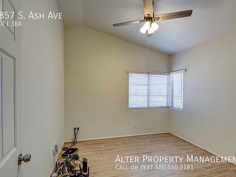8857 S Ash Ave — Photo 20