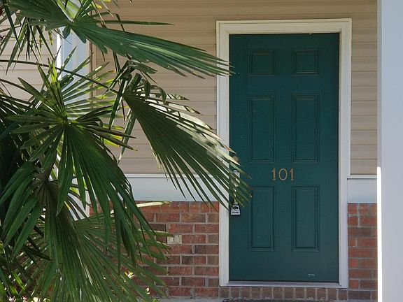 4th image of 101 Chinquapin Dr