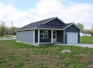 701 Lynn St, Paris, MO 65275