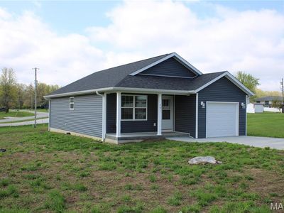 701 Lynn St, Paris, MO, 65275