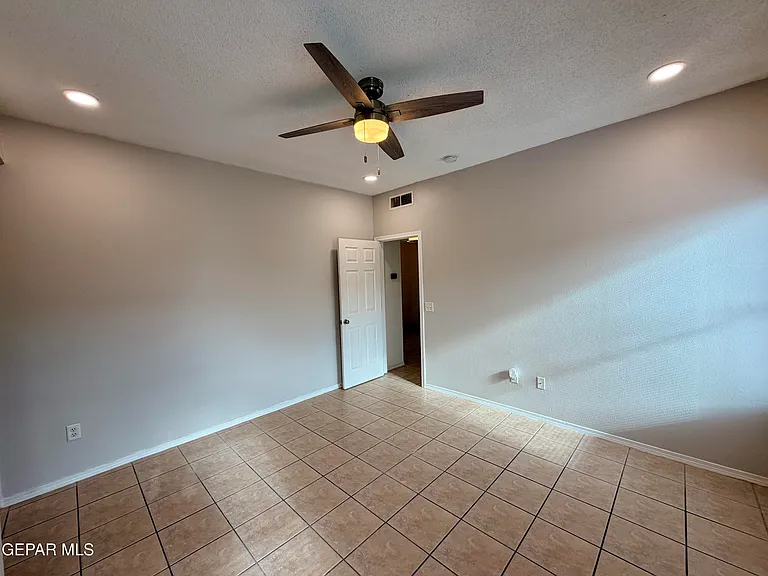 3629 Cave Palm Pl — Photo 11