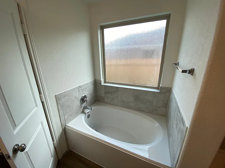21409 Wilmiller Ln — Photo 13