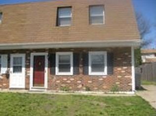 13 Fomalhut Ct, Turnersville, NJ 08012