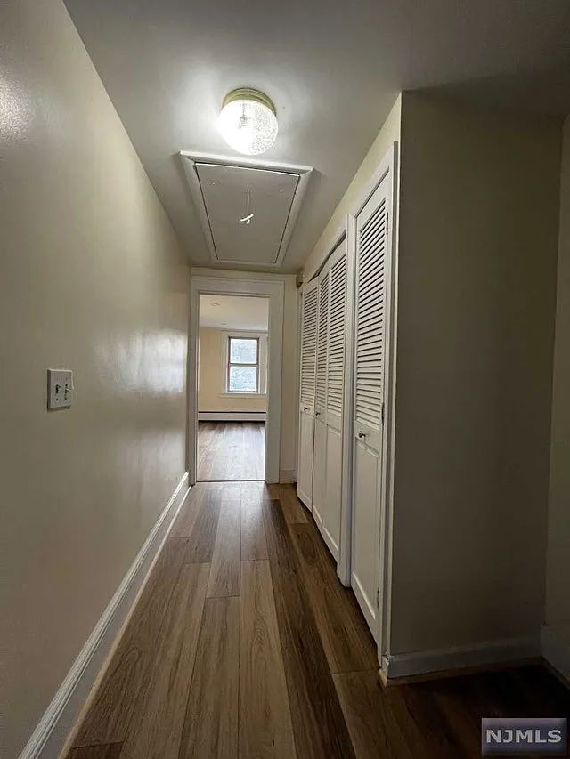 2 bed, $2,500 — Photo 4