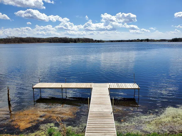 196 Carriage Rd, Montello, WI 53949