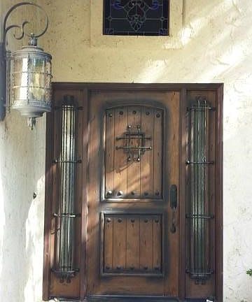 2nd image of 716 Calle De Silva