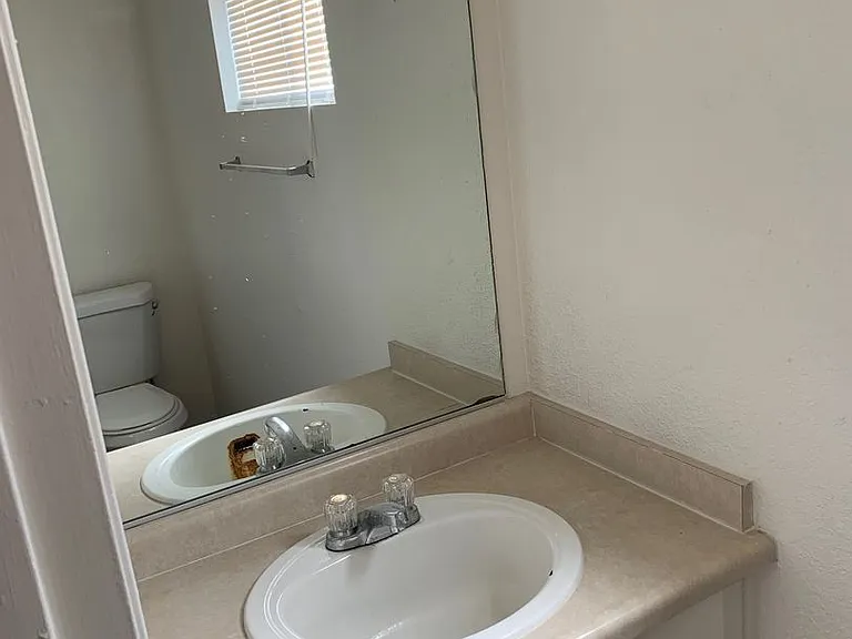 16221 Apple Valley Rd — Photo 15
