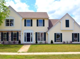 1100 River Place Blvd, Waukesha, WI 53189