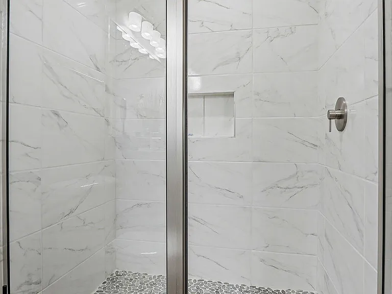 15252 Apex Ct — Photo 31