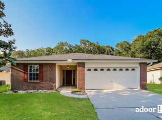 2720 Secret Harbor Dr, Orange Park, FL 32065