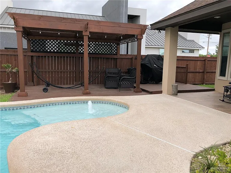 3613 Cornell Ave — Photo 20