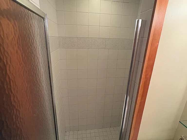 1761 N Franklin Pl — Photo 10