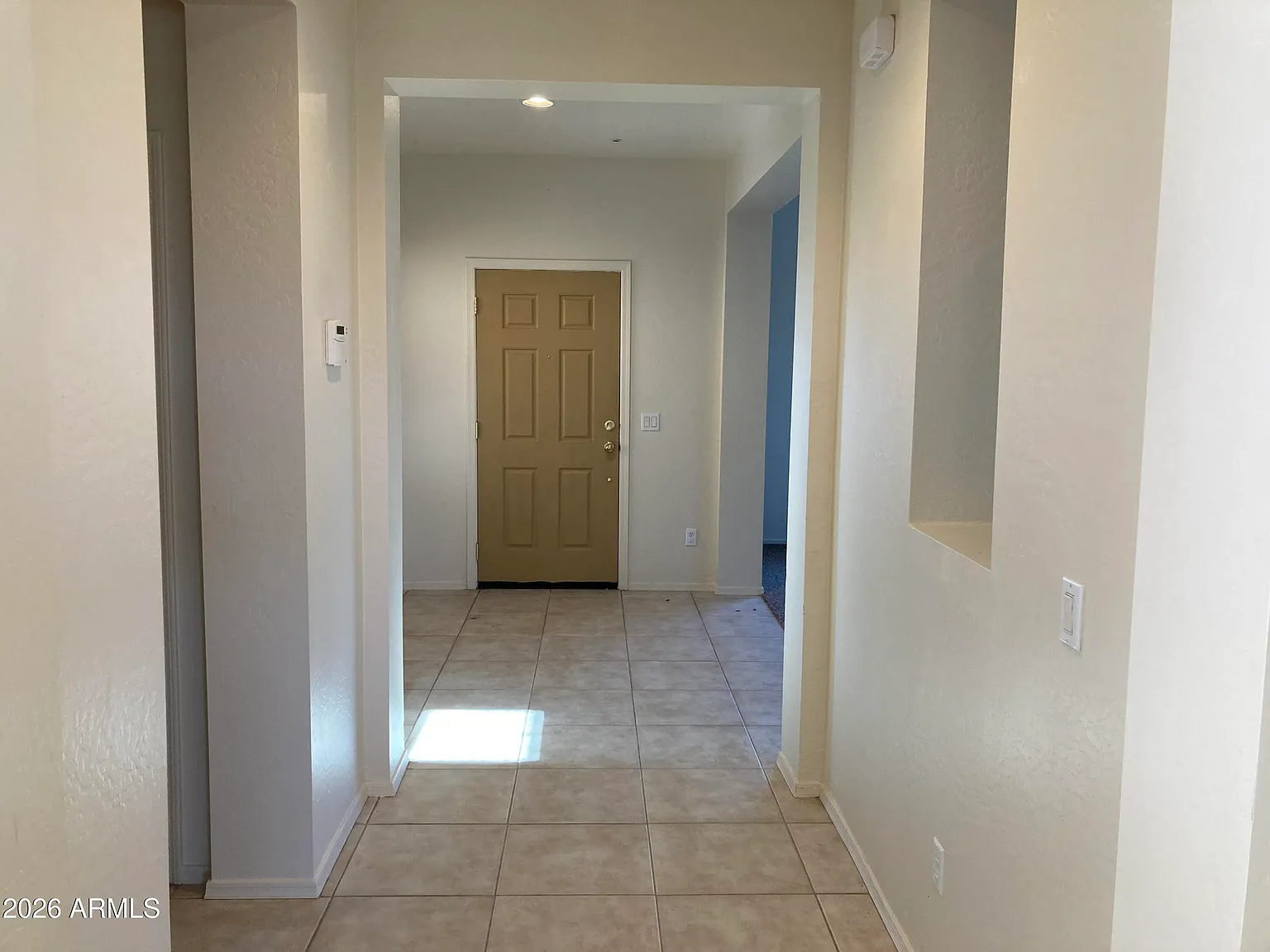 4 bed, 2.5 bath, 2924 sqft, $2,800 — Photo 2