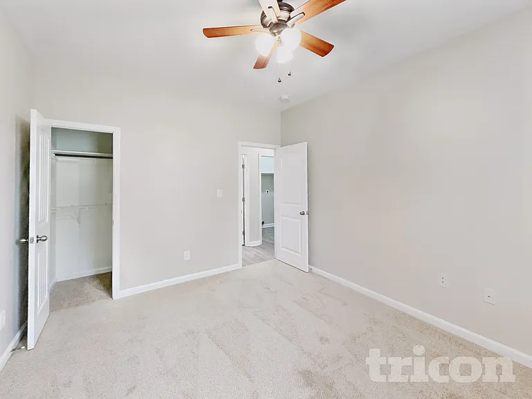 2403 King Malcolm Ln — Photo 11