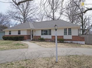 11601 E 61st Ter, Raytown, MO 64133