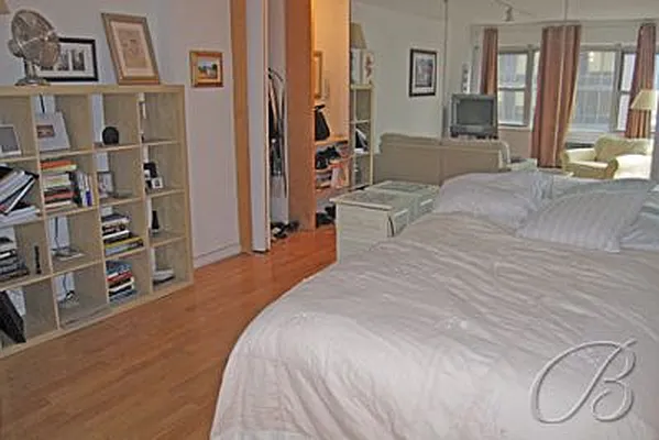 Sold by Bellmarc Realty | media 11