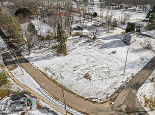 610 Montgomery St, Marshall, MI 49068