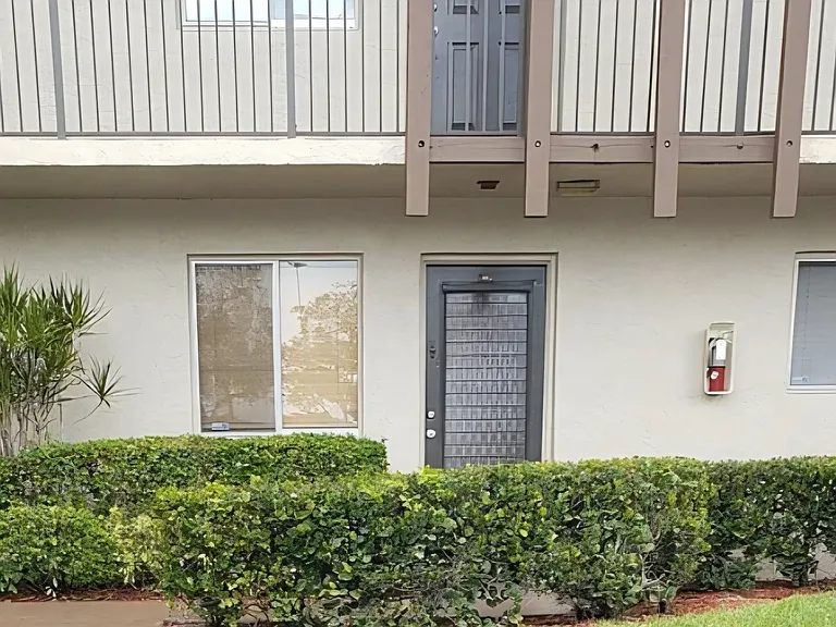 7730 NW 50th St — Photo 13