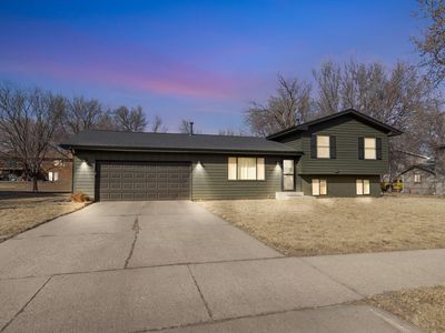 4904 W Victoria Dr, Sioux Falls, SD, 57106