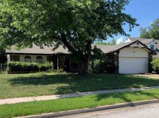 6820 E 50th Pl, Tulsa, OK 74145