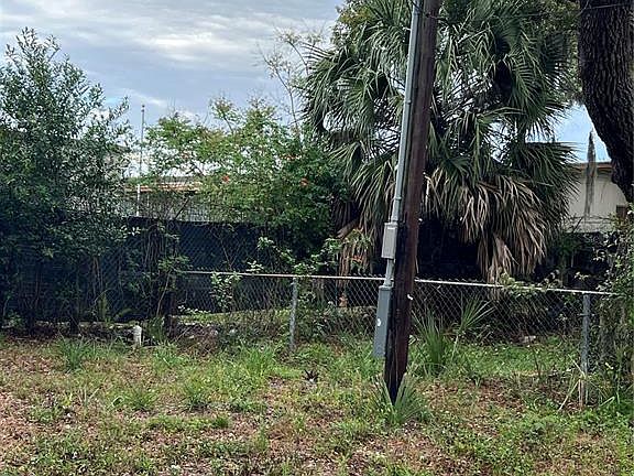 5th image of 6603 Celeste Ln Lot 9