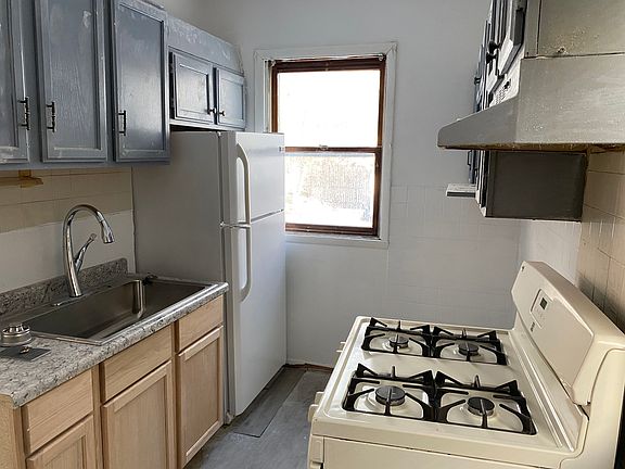 3rd image of 1722 S 6th St