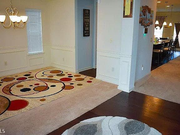3rd image of 478 Glen Terra Trce