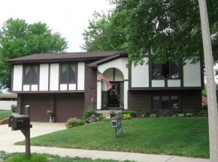 4331 Leslie Ln, Decatur, IL 62526