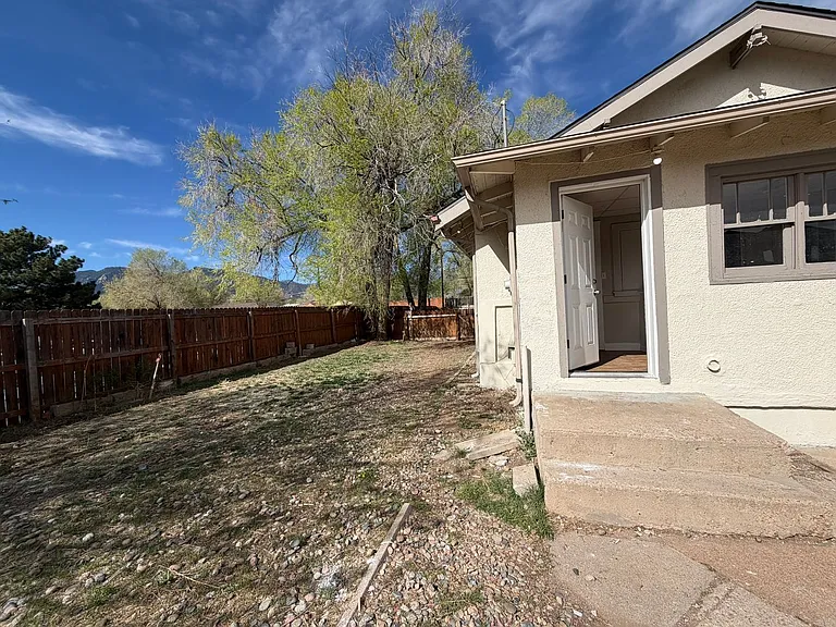 1615 Lenmar Dr — Photo 22