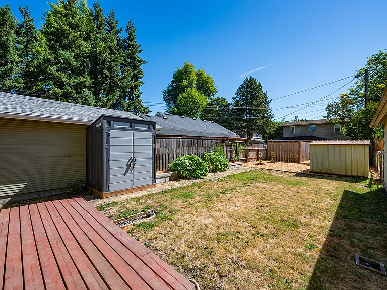2431 Potter St — Photo 27