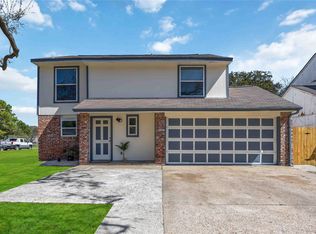 9728 Debbie Ln, Houston, TX 77038