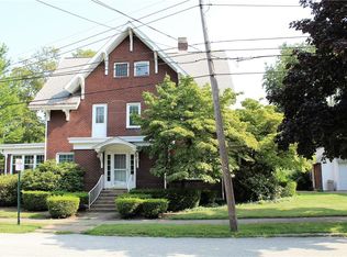 34 S Pearl St, North East, PA