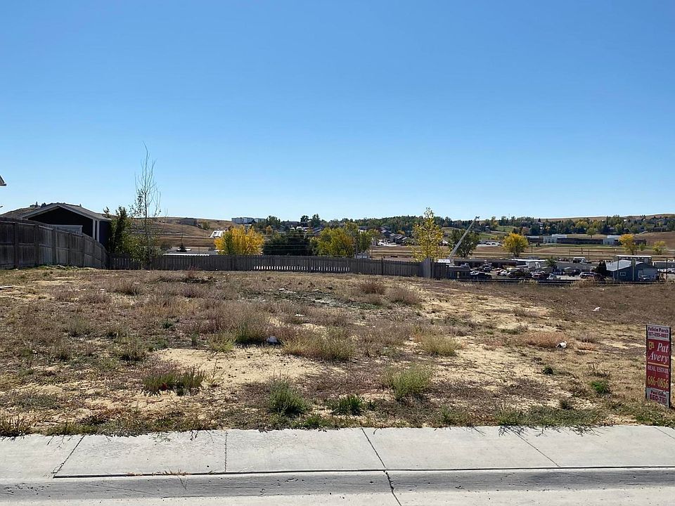 2nd image of 3405 Goldenrod Ave