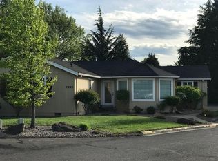 1335 Sandy Ln, Central Pt, OR 97502