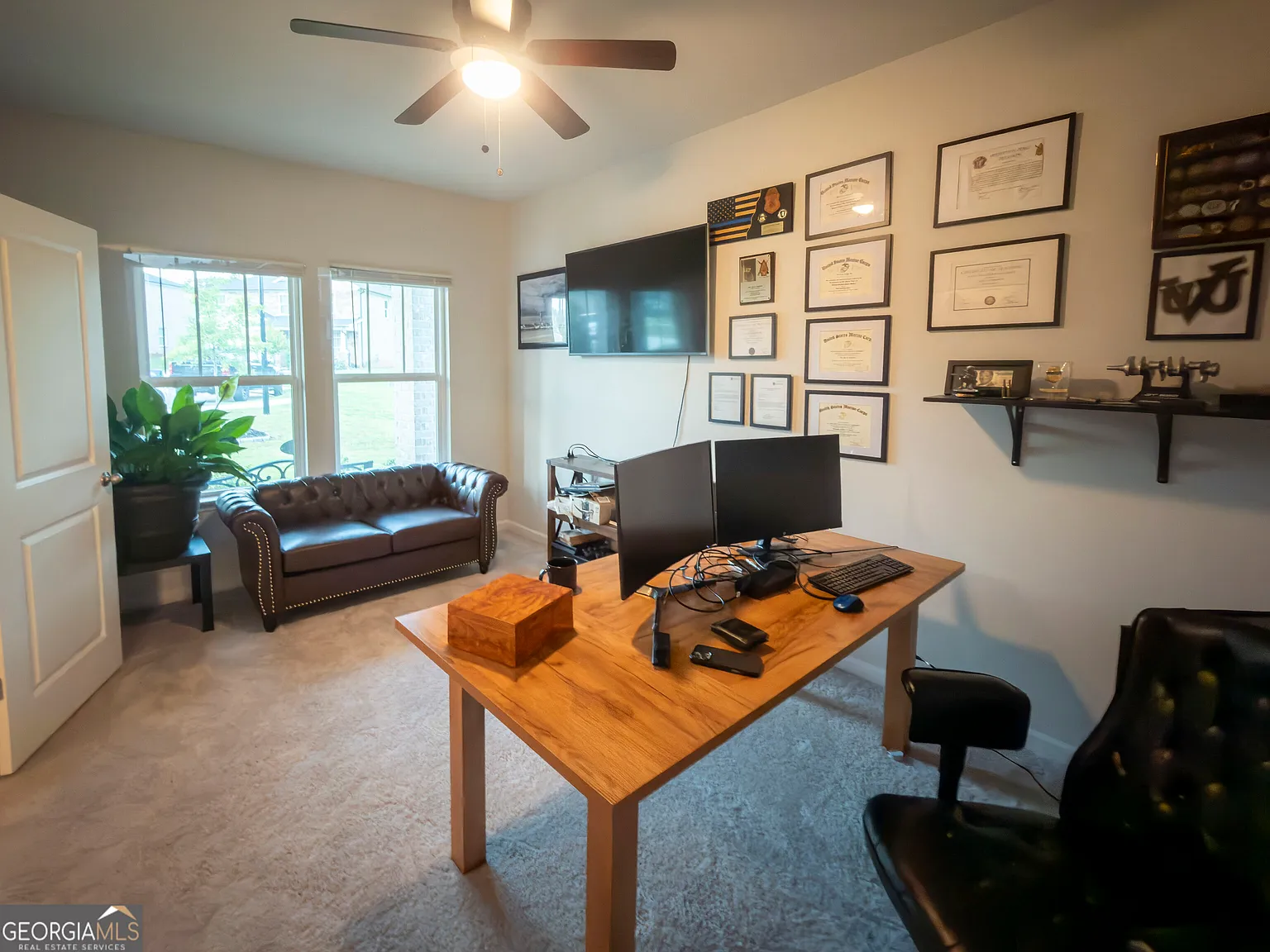 4 bed, 2.5 bath, 2642 sqft, $2,900 — Photo 4