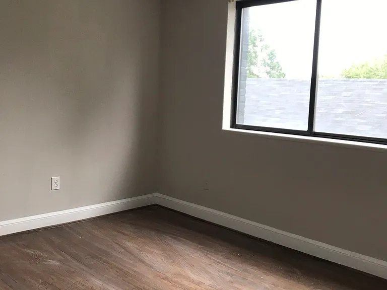 4430 Martin Luther King Jr Ave SW — Photo 5