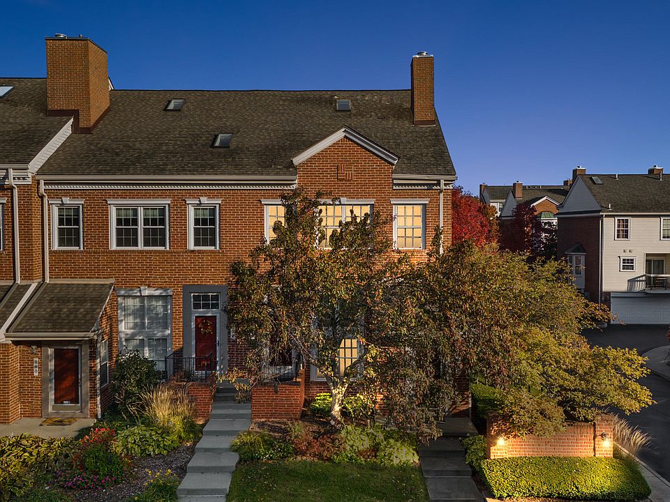 1st image of 152 Allenhurst Ave