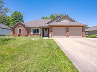 130 E Evergreen Rd, Evansville, IN 47711