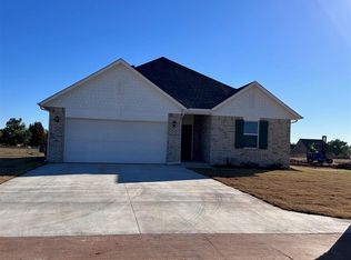 13131 Mannington Rd, Edmond, OK 73025